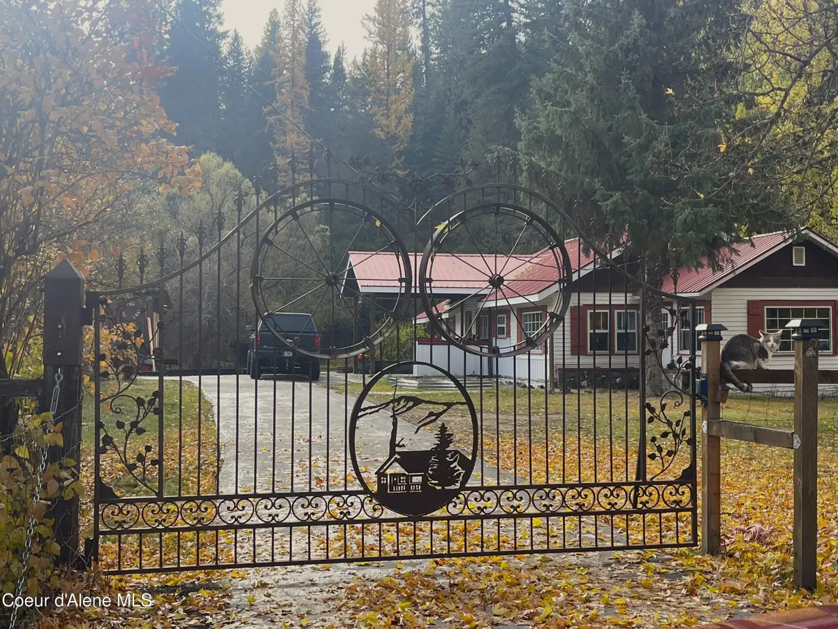 84 Highland Flats Rd., Naples, ID 83847 - #1