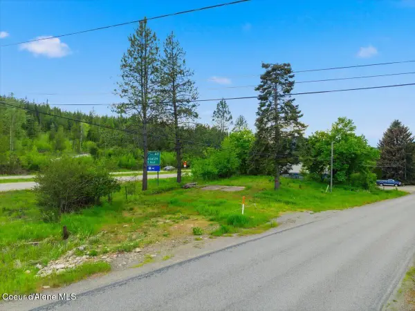 41476 Riverview DR, Kingston, ID 83839