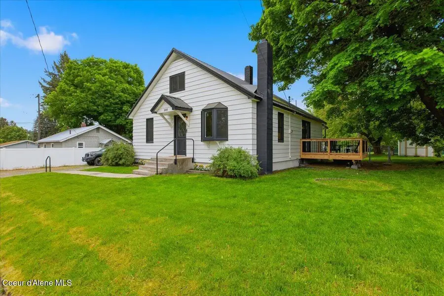 1010 E Harrison AVE, Coeur Dalene, ID 83814 - #2