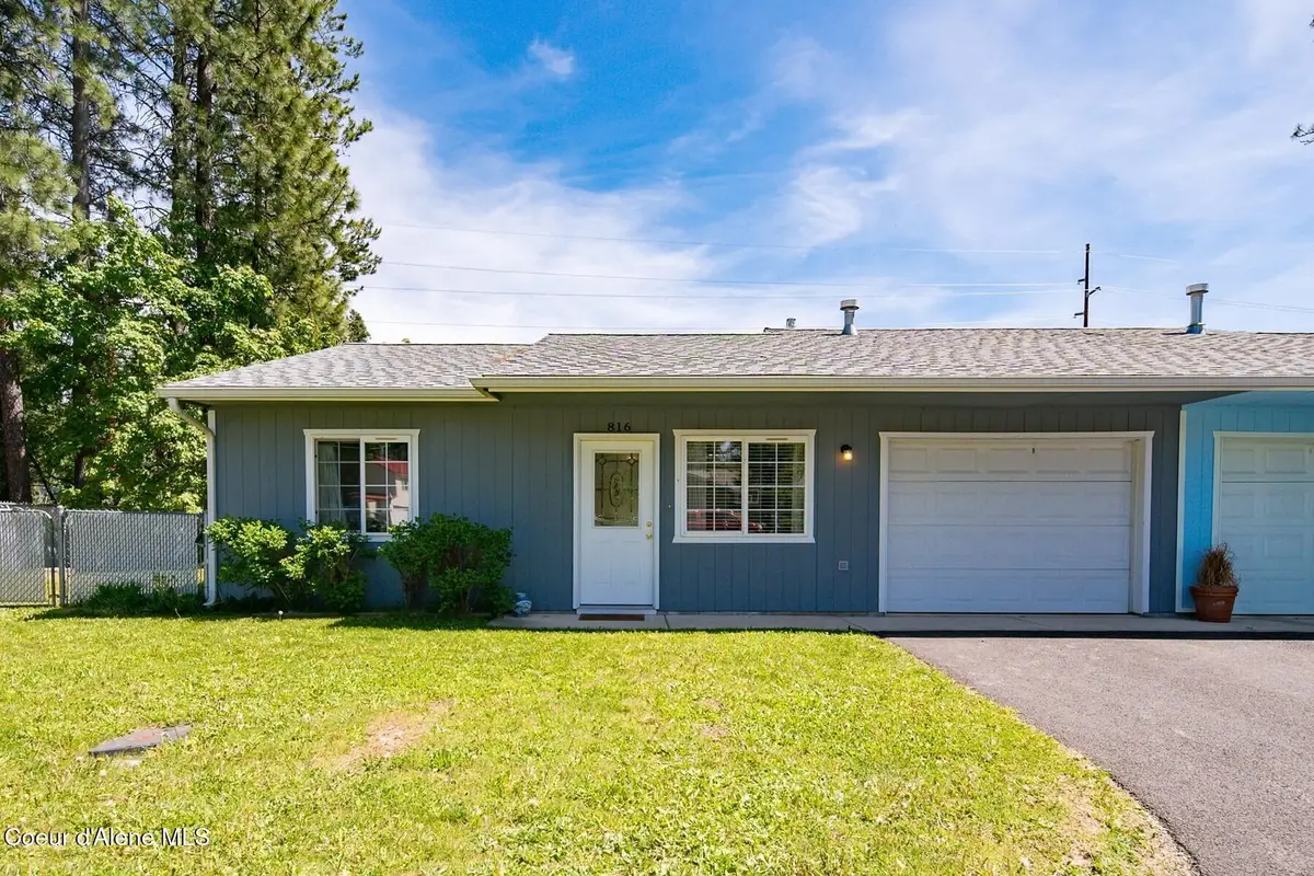 816 Shidaw Ct, Sandpoint, ID 83864 - #1