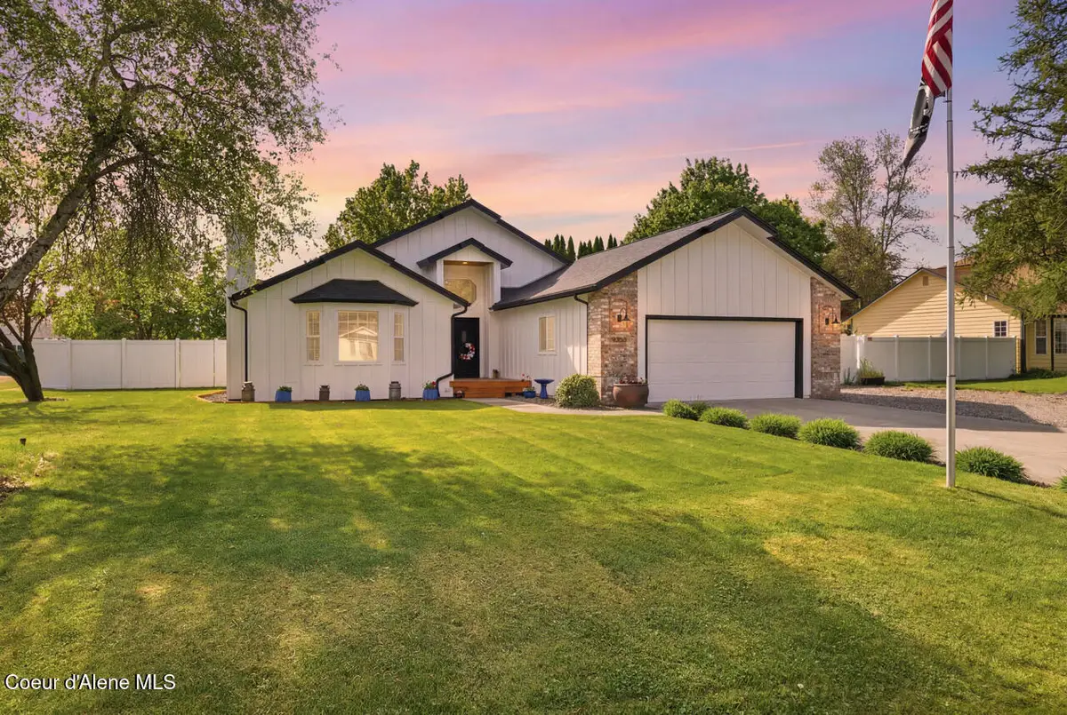 9353 N Finucane Dr, Hayden, ID 83835 - #1