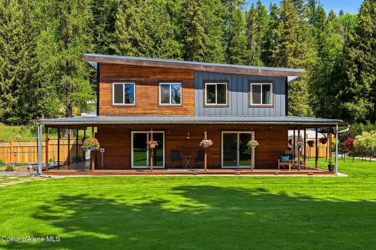 925 Lower Pack River Rd, Sandpoint, ID 83864 - #1
