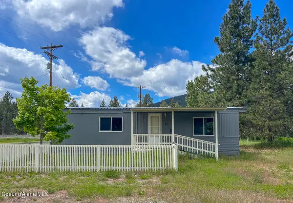 71 E Railroad ST, Moyie Springs, ID 83845