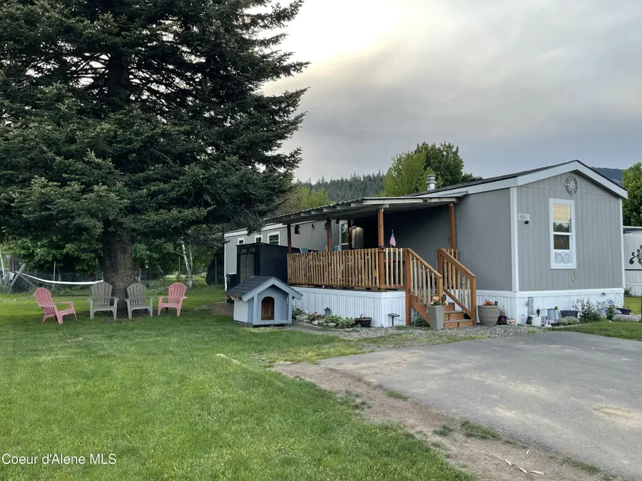8582 W Park LOOP, Rathdrum, ID 83858 - #2