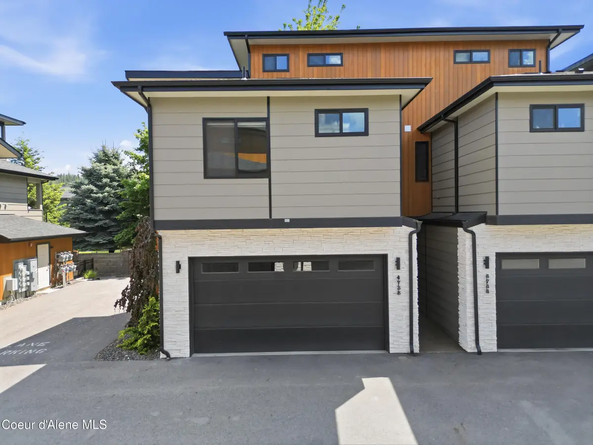 4738 W Kona Dr, Coeur Dalene, ID 83814 - #1