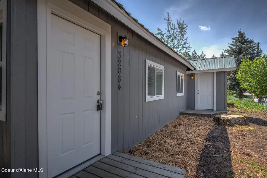 32084 N 6th AVE, Spirit Lake, ID 83869 - #3