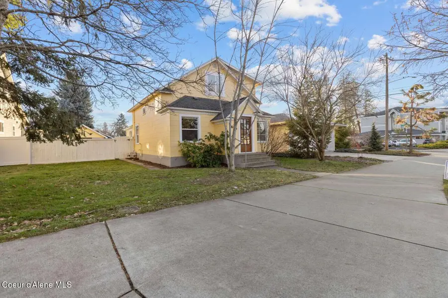 620 W River AVE, Coeur Dalene, ID 83814 - #2