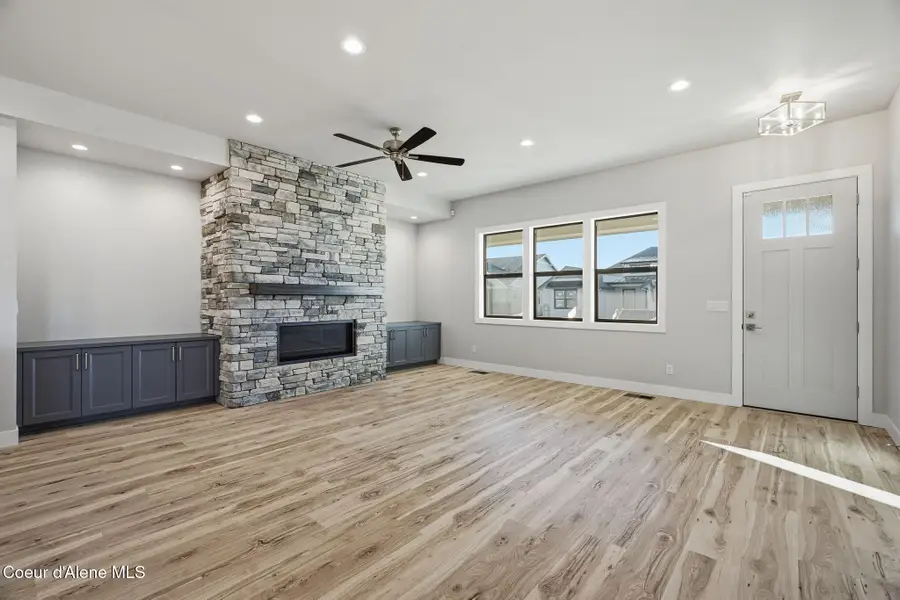 4460 W Hide Away LN, Coeur Dalene, ID 83815 - #3