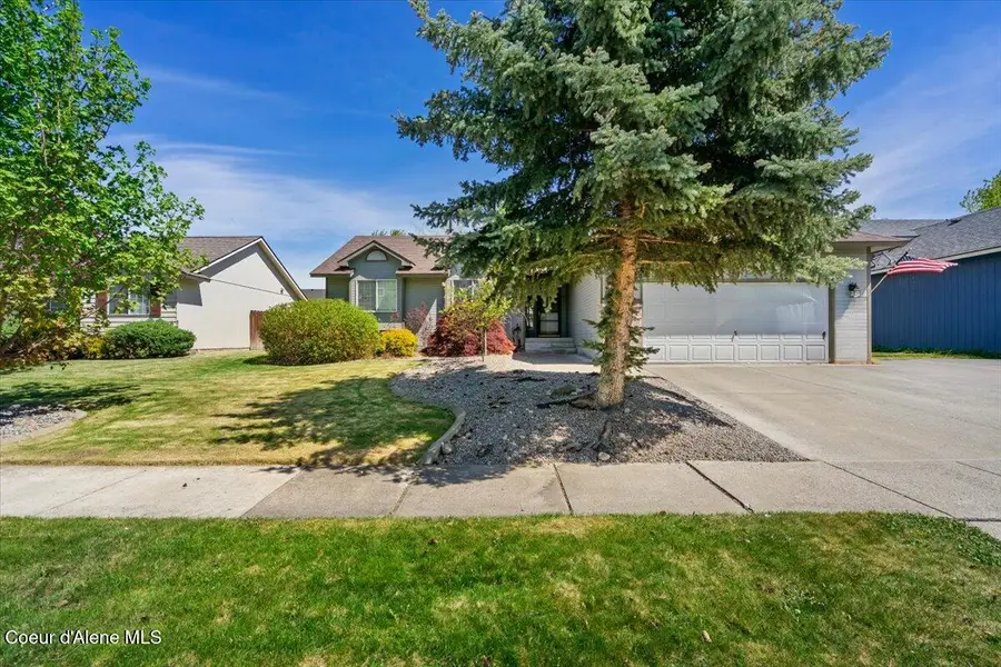 2760 N Top Flight DR, Post Falls, ID 83854 - #2
