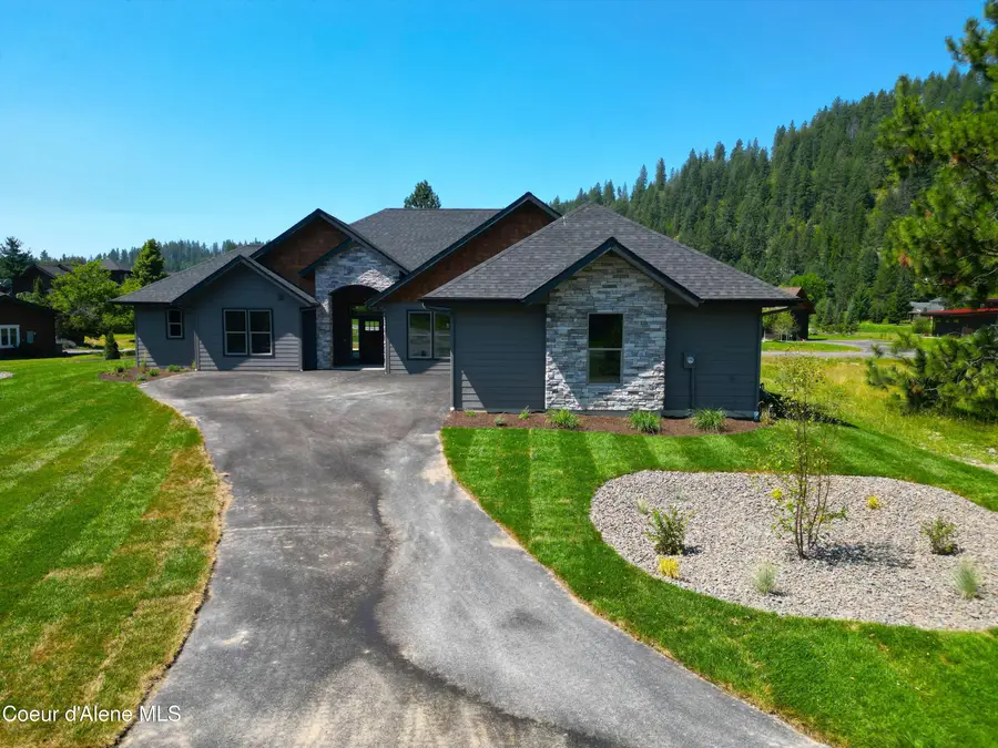 86 Marie Victoria CT, Sandpoint, ID 83864 - #2