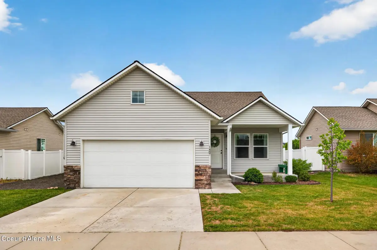 1487 E YELLOWSTONE AVE, Post Falls, ID 83854 - #1