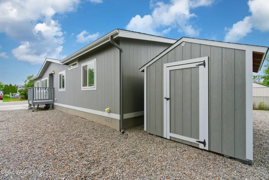 2065 W Yorkshire AVE, Coeur Dalene, ID 83815 - #2