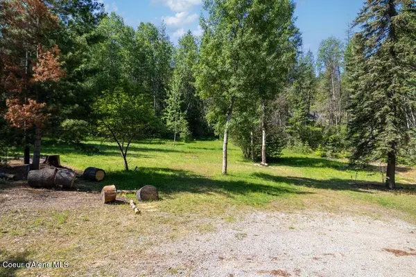 650 Lower Page RD, Smelterville, ID 83868