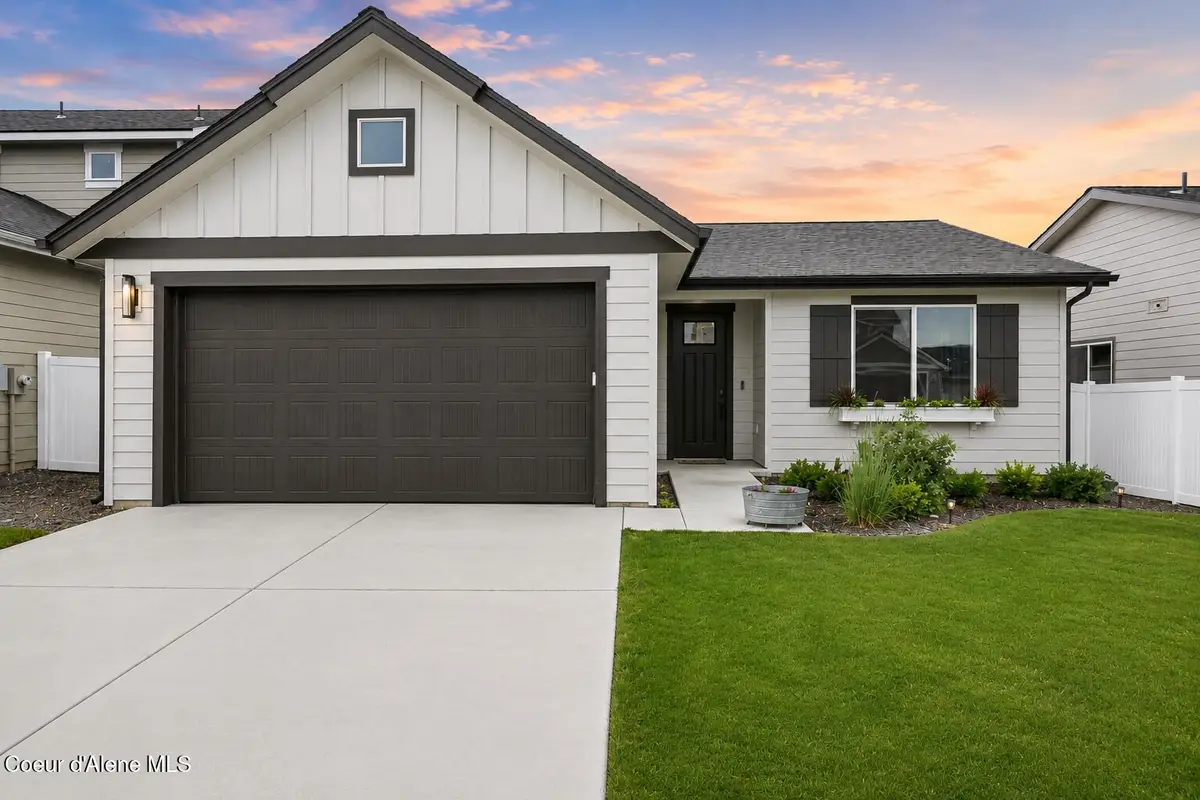 4923 E Dorado AVE, Post Falls, ID 83854 - #1