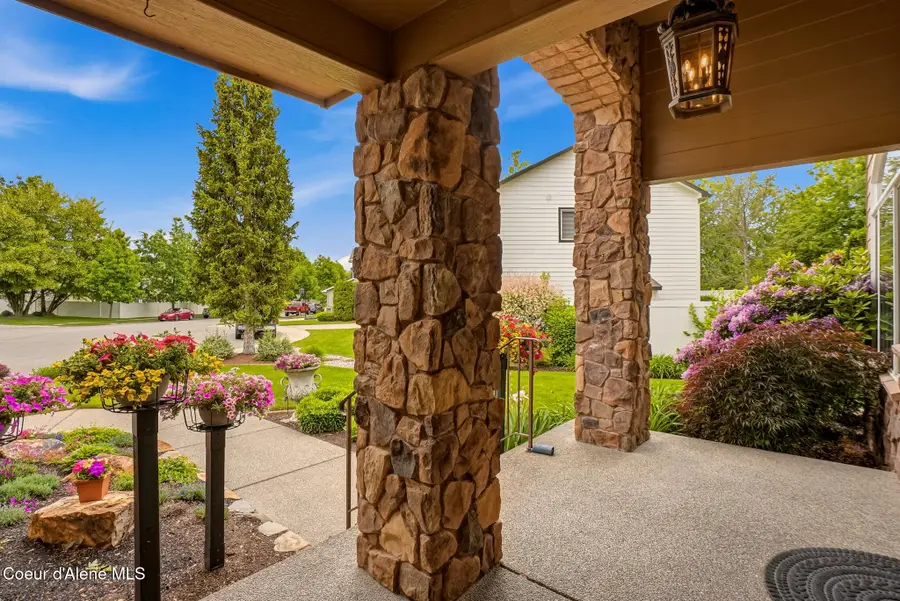 6115 N St Croix DR, Coeur Dalene, ID 83815 - #3