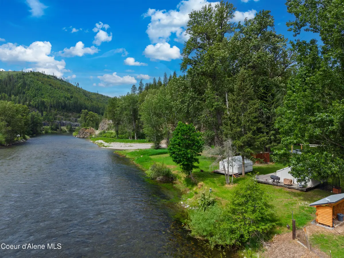 4 River RD, Calder, ID 83808 - #1