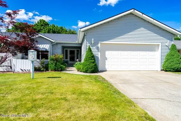 1385 W Woodlawn Dr, Hayden, ID 83835