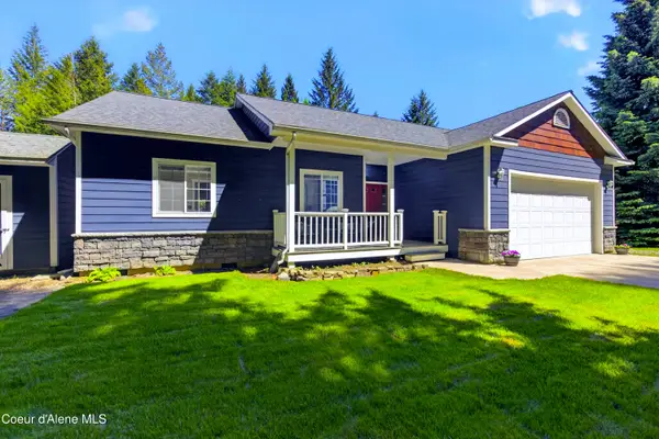 303 Park LN, Sandpoint, ID 83864