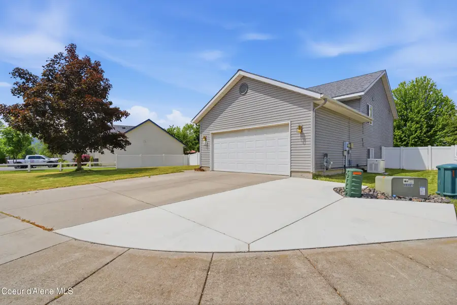 1141 N Bainbridge St, Post Falls, ID 83854 - #3
