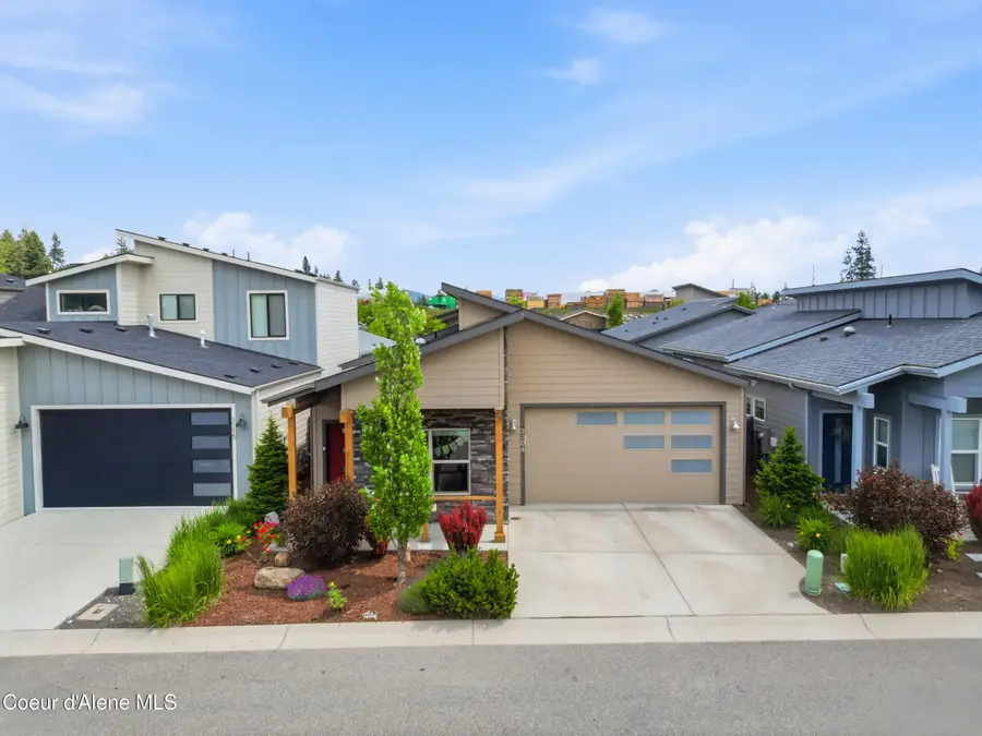 3304 N Rosalia RD, Coeur Dalene, ID 83814 - #2