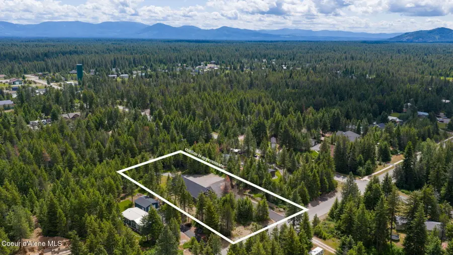 32926 N 10th AVE, Spirit Lake, ID 83869 - #3