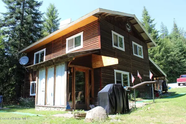 788 Gold Cup Mountain Rd, Priest River, ID 83856