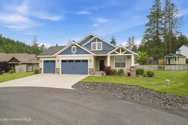 8729 N Stable Trace CT, Hayden, ID 83835