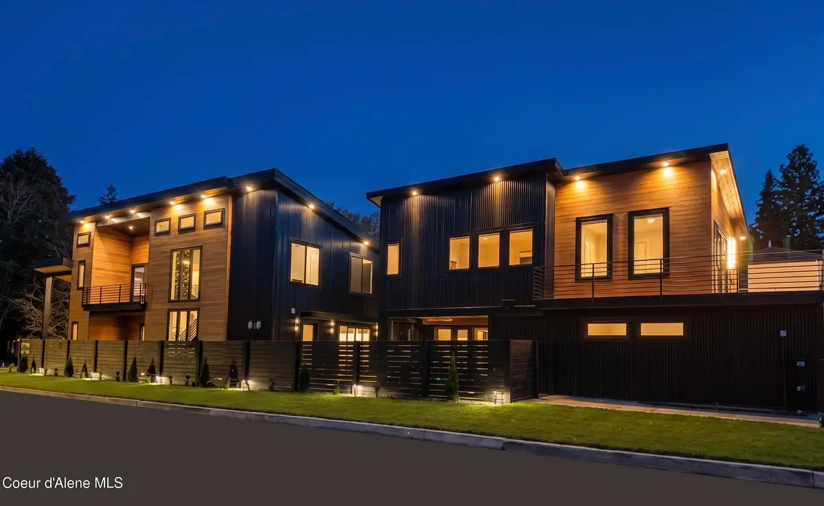 301 S 17TH ST, Coeur Dalene, ID 83814 - #1