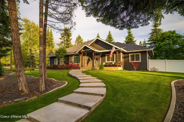 3110 E Lake Forest DR, Hayden Lake, ID 83835