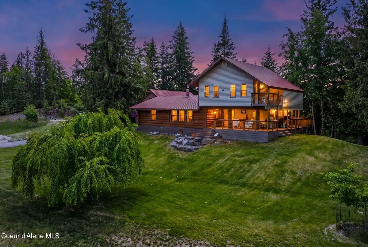 343 W Spring Creek Rd, Hope, ID 83836 - #1