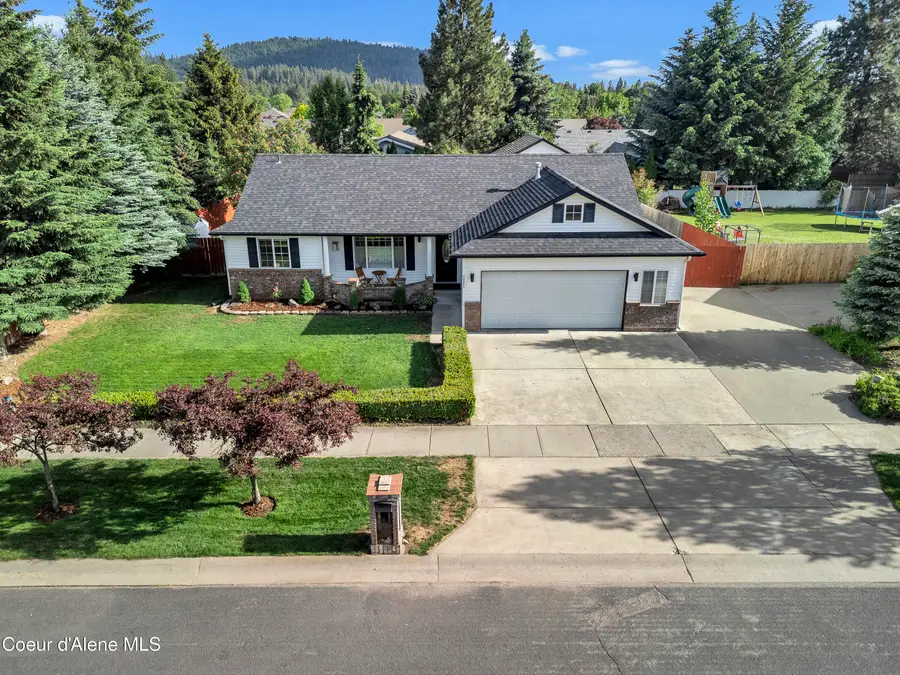 2082 E Greenleaf Ave, Coeur D Alene, ID 83815 - #3