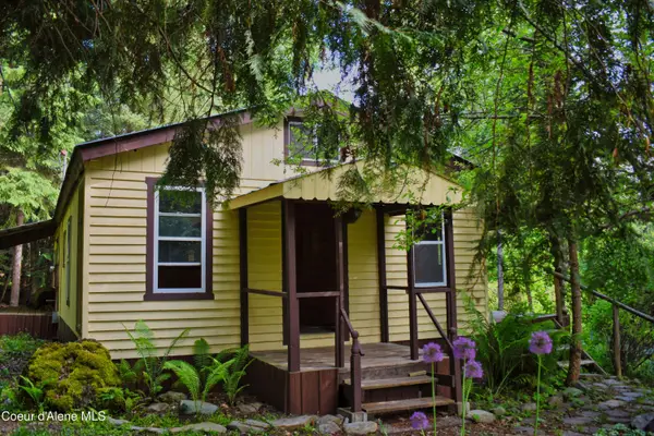 4801 Old Highway Two LOOP, Moyie Springs, ID 83845