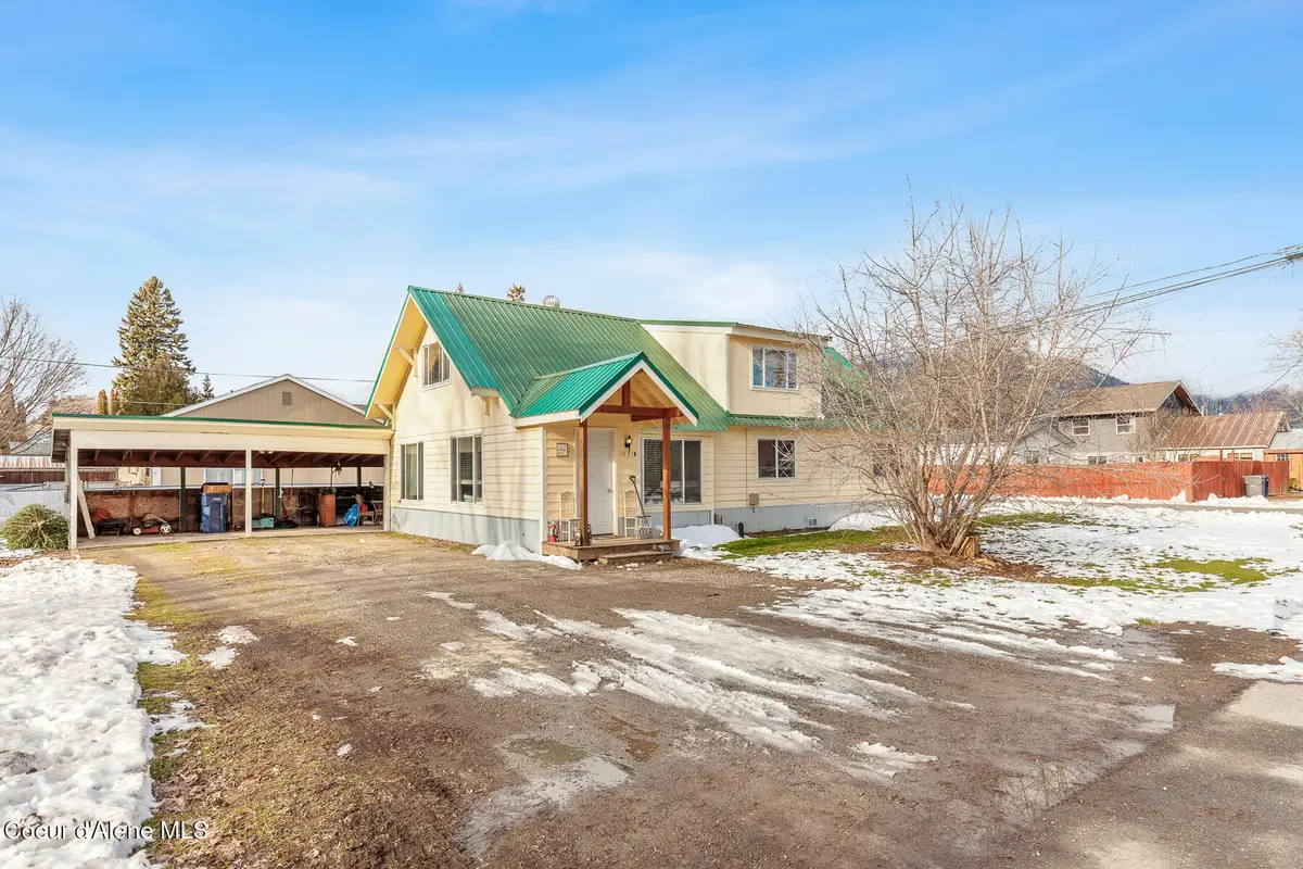 1021 N Florence Ave, Sandpoint, ID 83864 - Image #1