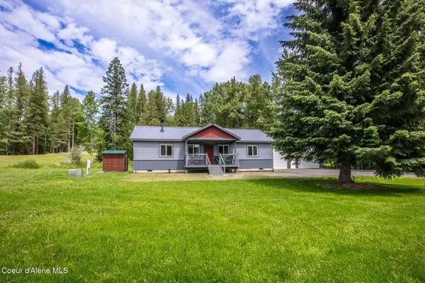 1923 Sagle Road, Sagle, ID 83860