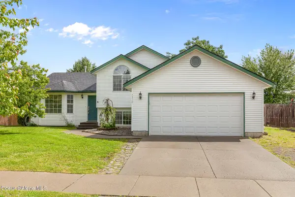 7312 W Macaw LN, Rathdrum, ID 83858