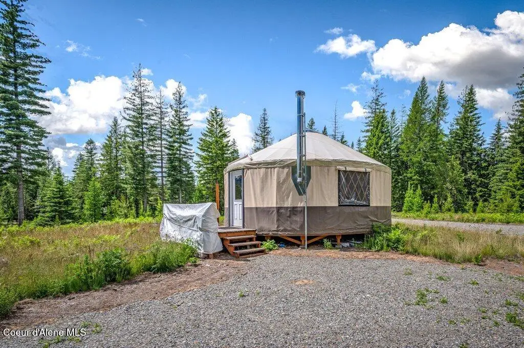 317 Treetop Bluff LN, Bonners Ferry, ID 83805 - #1