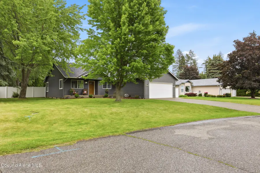699 E Cloverleaf DR, Hayden, ID 83835 - #3