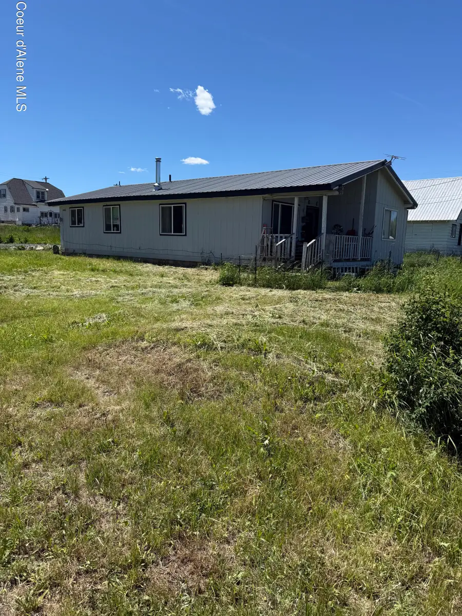 1465 D ST, Plummer, ID 83851 - #2