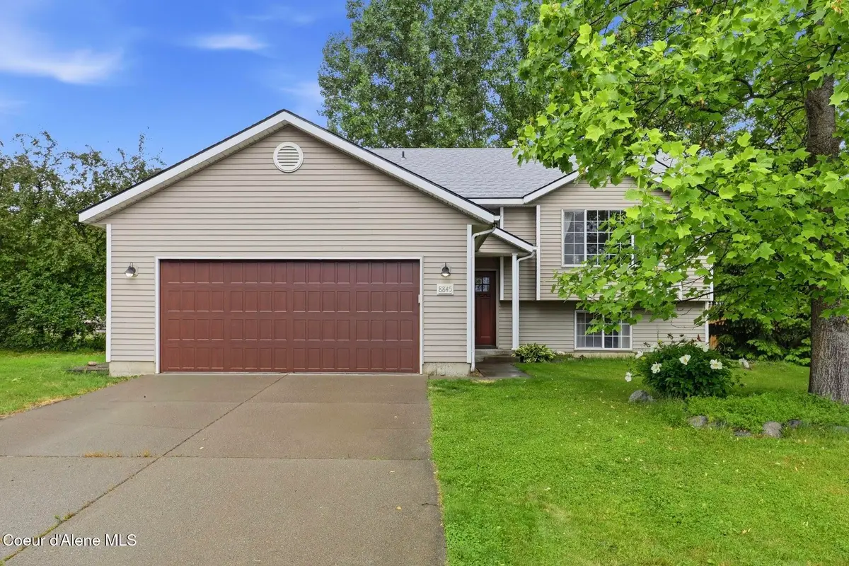 8845 N Davis Cir, Hayden, ID 83835 - #1