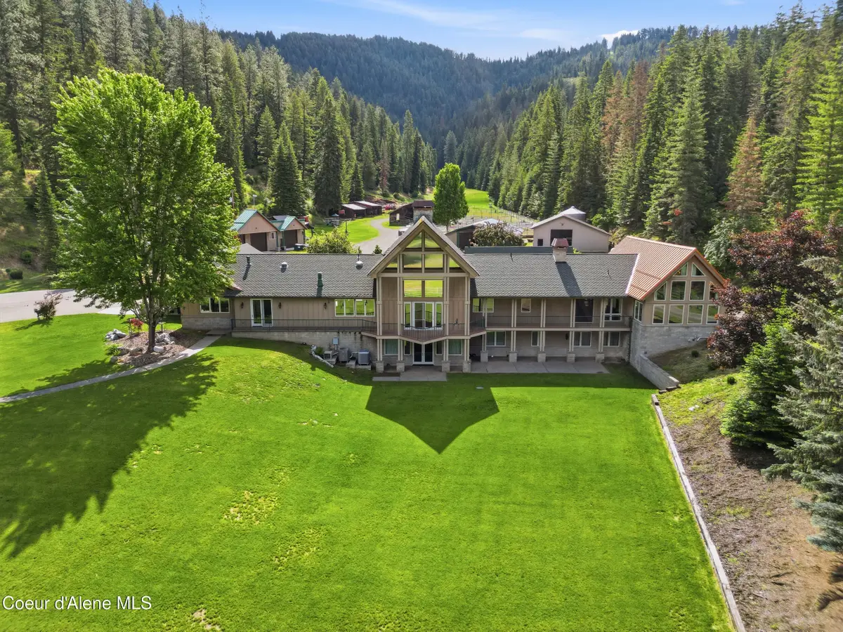 8850 E Fernan Lake RD, Coeur Dalene, ID 83814 - #1