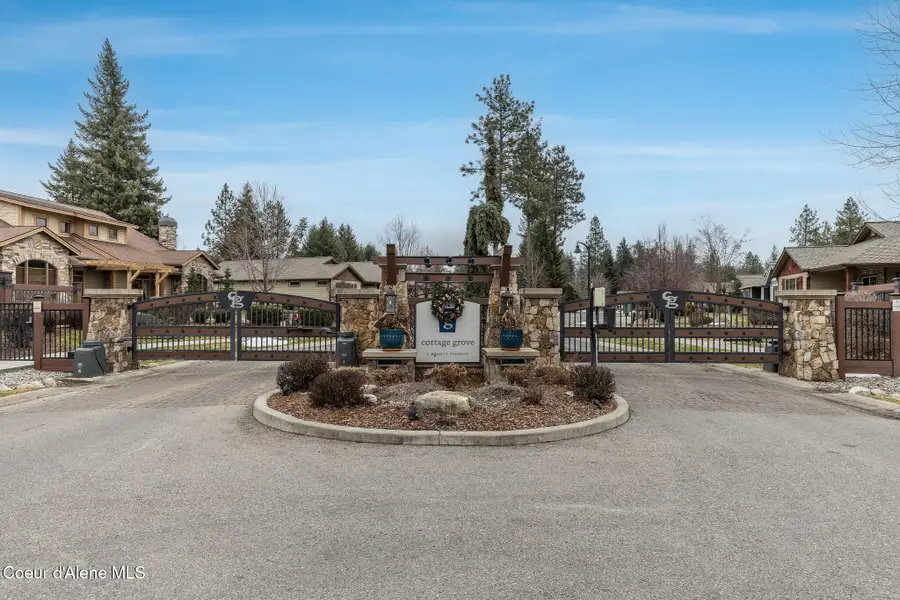 1182 W Grove WAY, Coeur Dalene, ID 83815 - Image #2