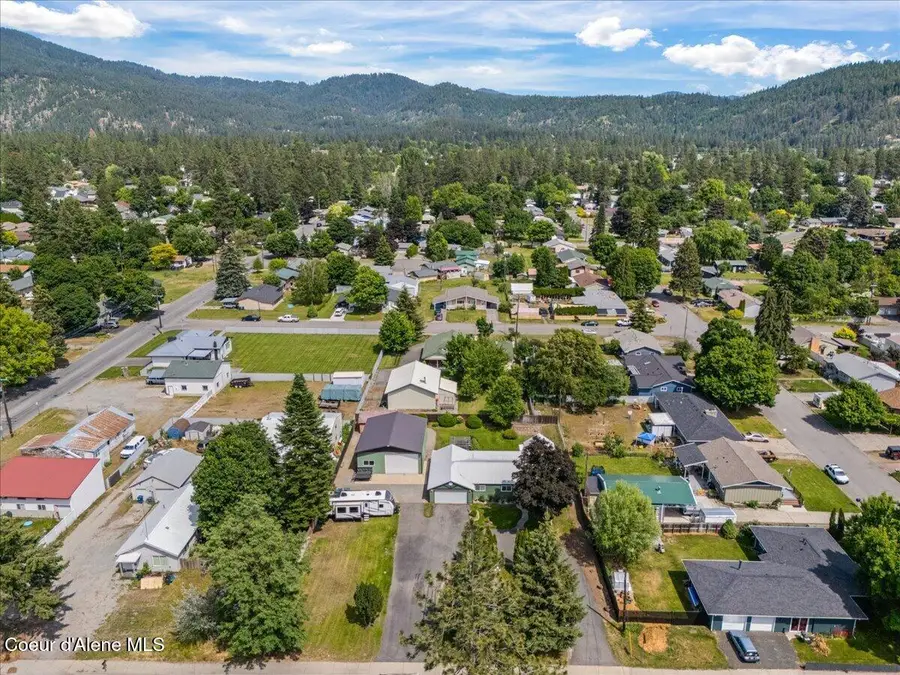 3300 N 4th ST, Coeur Dalene, ID 83815 - #3