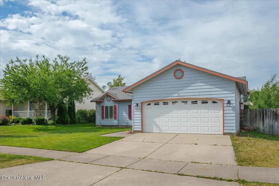 1285 E Stockman AVE, Post Falls, ID 83854 - #2