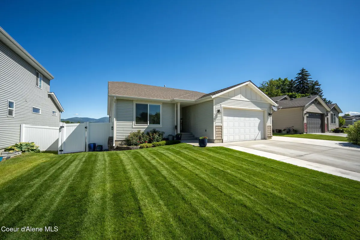 516 W Tennessee AVE, Post Falls, ID 83854 - #1
