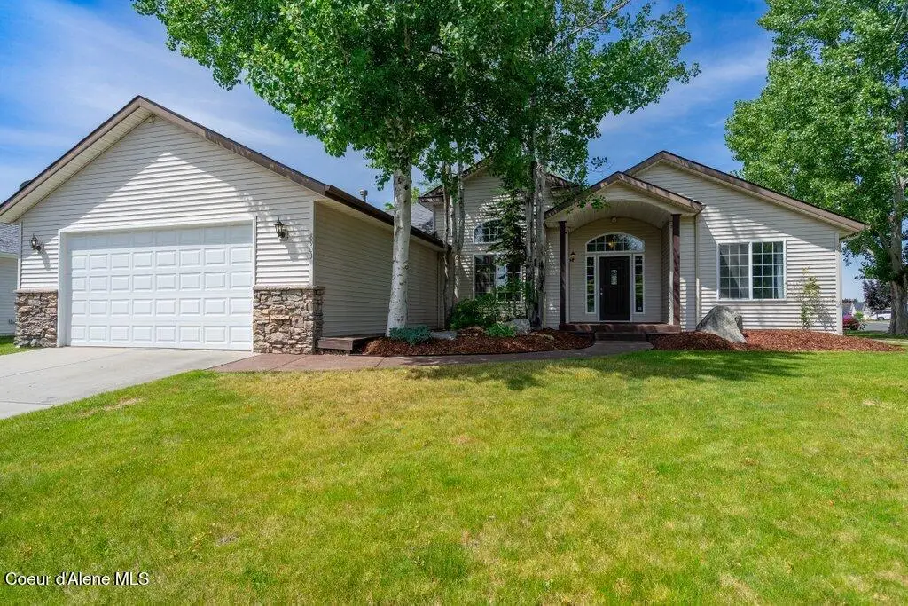 8903 N Newcastle LN, Hayden, ID 83835 - #1