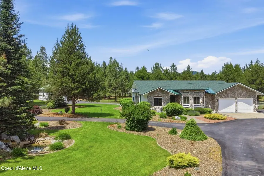 573 Tam Tam Dr, Sagle, ID 83860 - #3