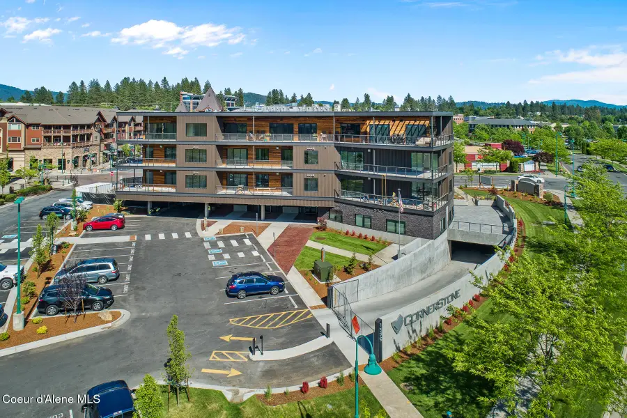 1579 W RIVERSTONE DR #205, Coeur Dalene, ID 83814 - #2