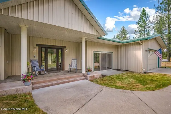 5525 W Coeur Dalene DR, Spirit Lake, ID 83869