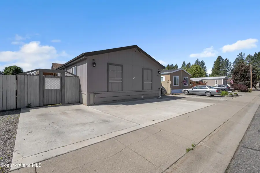 2246 W Windermere AVE, Coeur D Alene, ID 83815 - #3