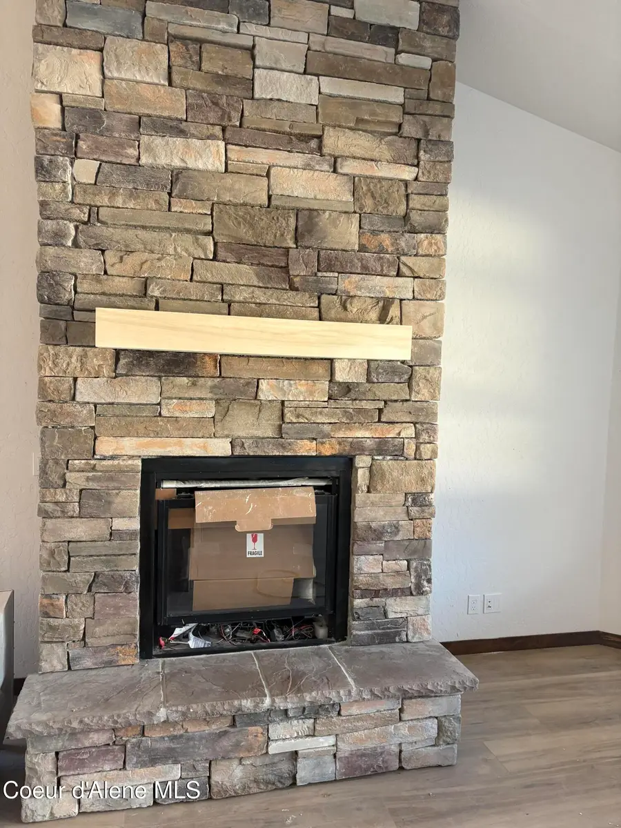 4451 E Davin DR, Post Falls, ID 83854 - Image #3